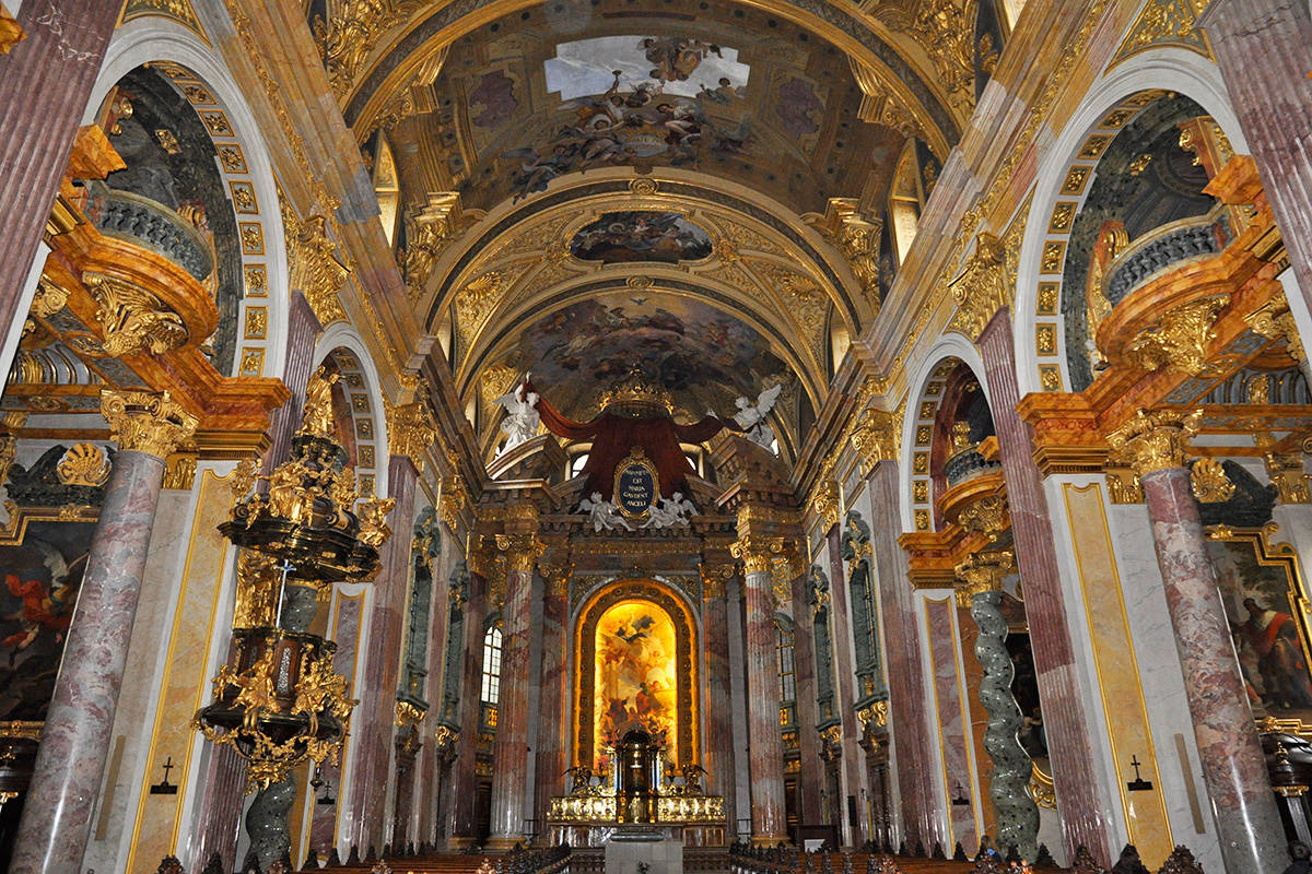 L'église des Jésuites à Vienne (Autriche) - Danube - Michel Drachoussoff