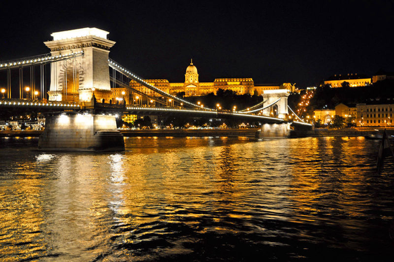 Le Pont des chaînes à Budapest - Danube - Michel Drachousssoff
