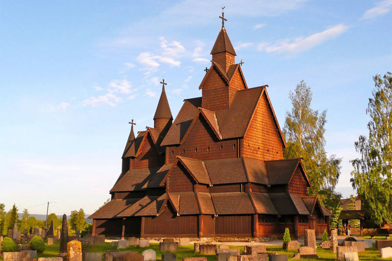 Église Heddal - Photo © Mario Introia