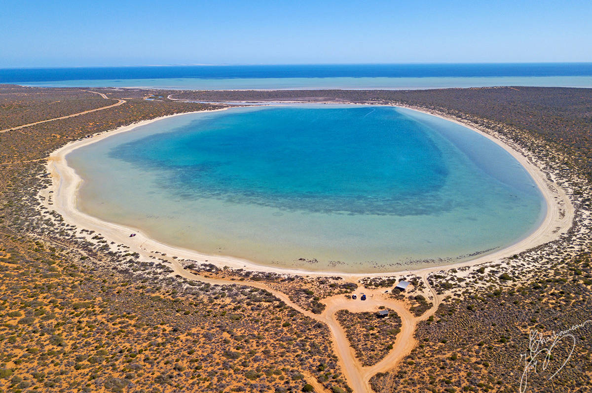 Le petit lagon de la Baie des Requins (Shark Bay) - Photo © Jean Charbonneau