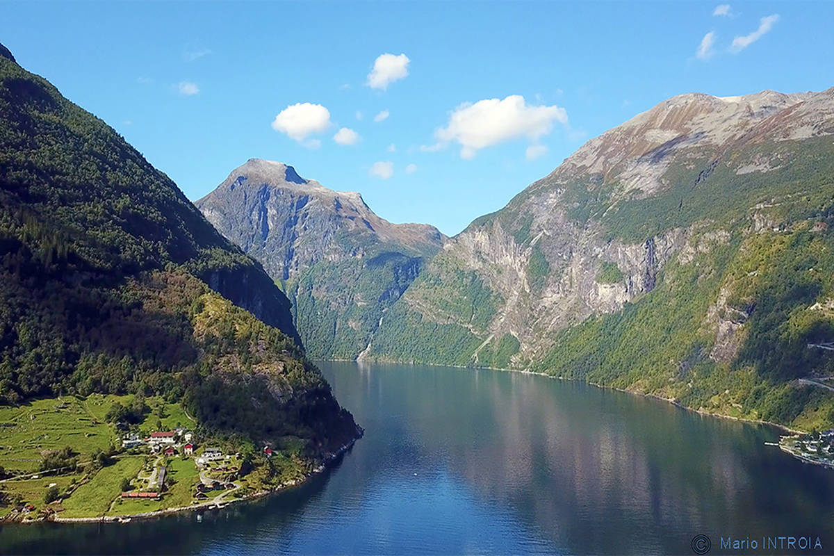 Geirangerfjord - Photo © Mario Introia