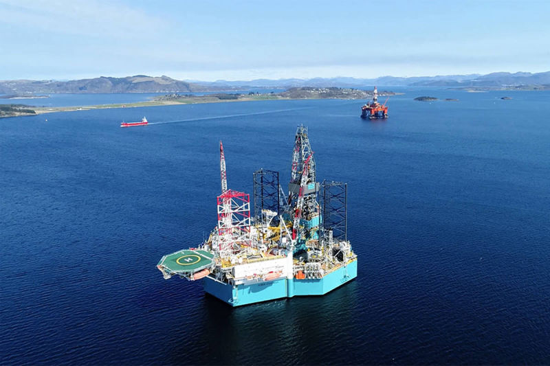 Stanvanger, Plateforme pétrole - Photo © Mario Introia