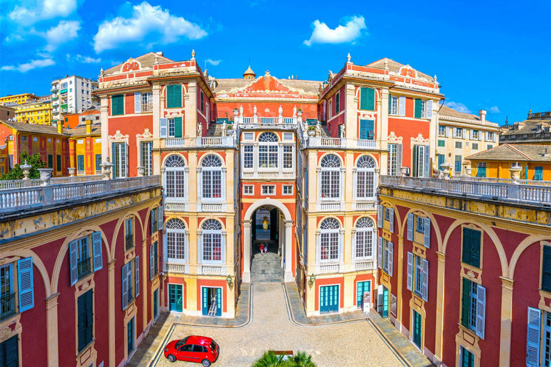 Palais Royal de Gênes, Ligurie - Photo © Mario Introia