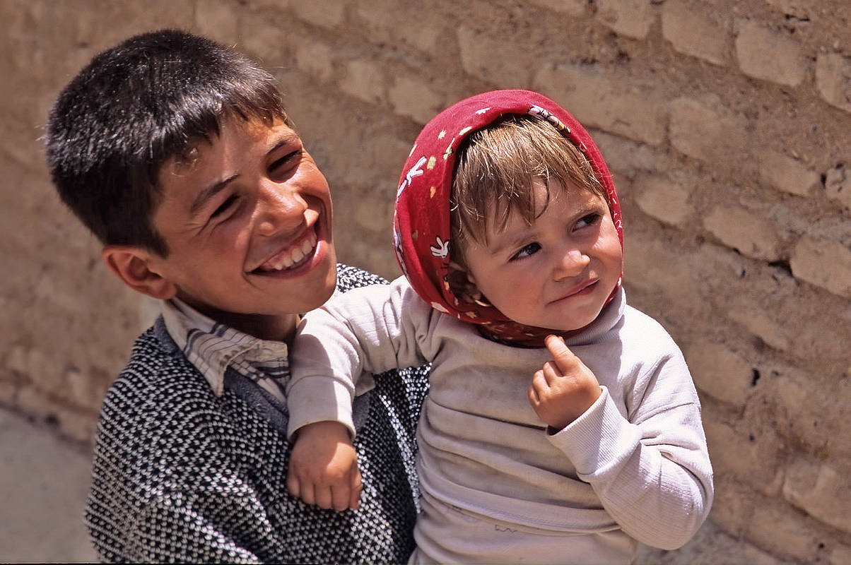 Enfants de Kandovan - Photo © Robert-Émile Canat
